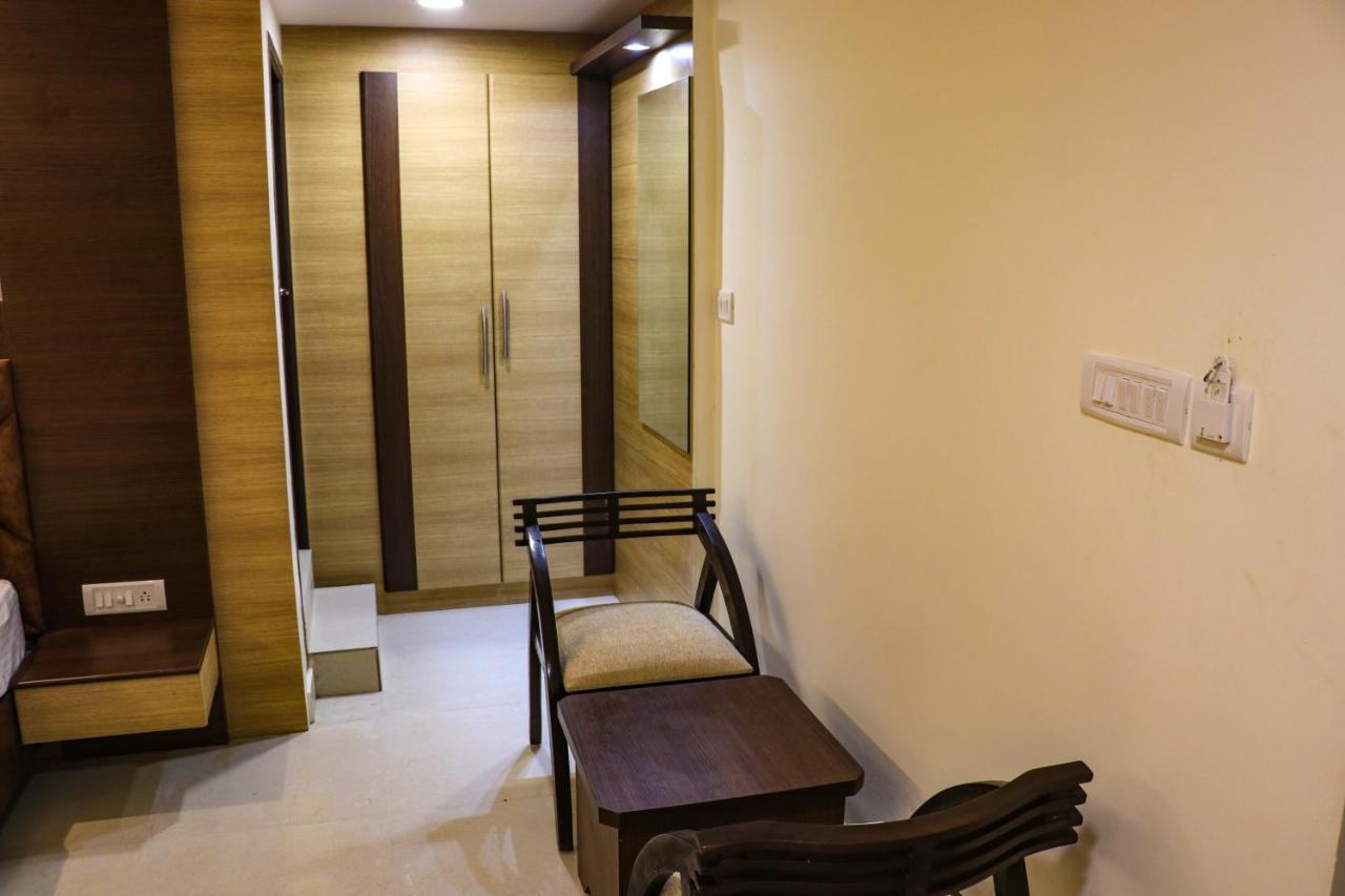 Honey Hive Hotel Port Blair Esterno foto